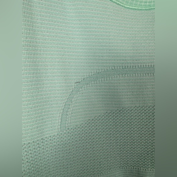 Lululemon Swiftly Tech Racerback - Picture 3 of 4